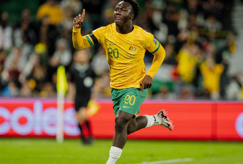 Nestory Irankunda đang nổi lên như một trong những tài năng trẻ sáng giá nhất của bóng đá Úc